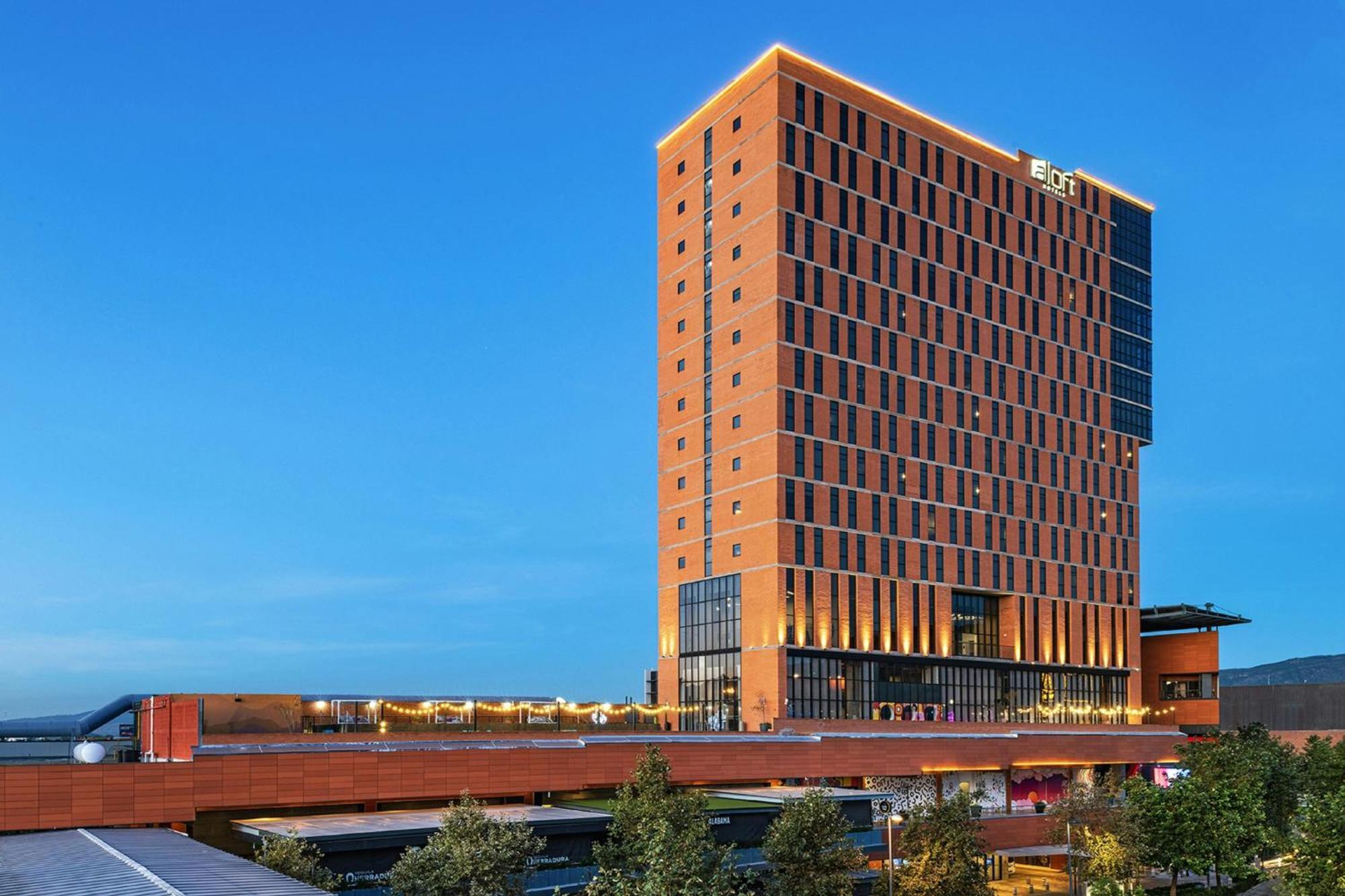 Aloft Guadalajara Sur Hotell Santa Anita  Exteriör bild