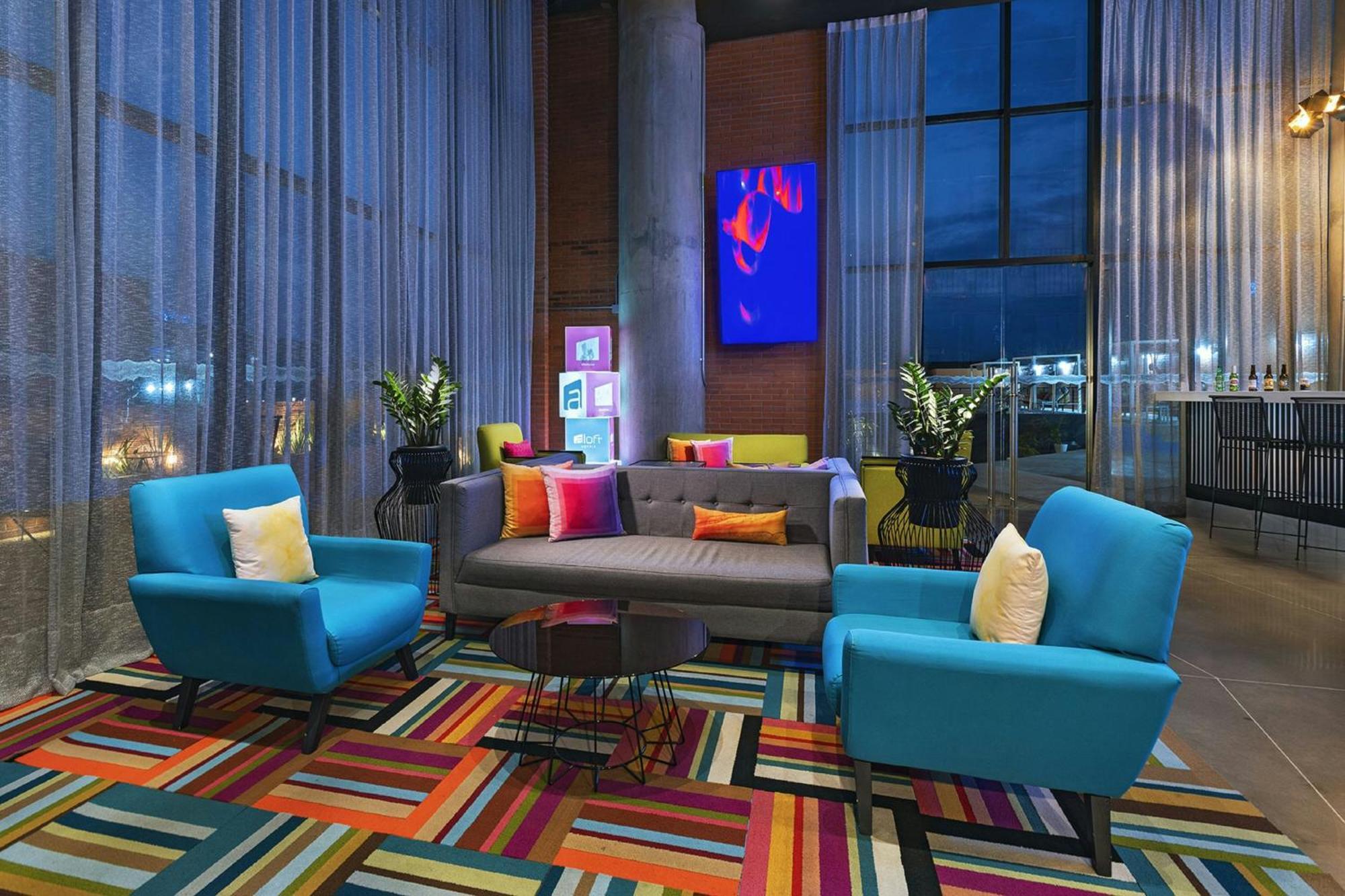 Aloft Guadalajara Sur Hotell Santa Anita  Exteriör bild